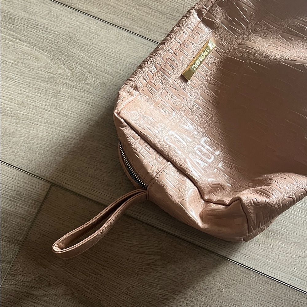 Steve Madden Blush Embossed Cosmetic Bag - Picture 6 of 9
